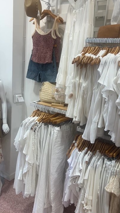 Pretty Please Boutique - Women's Clothing Near Me - Scottsdale, Arizona