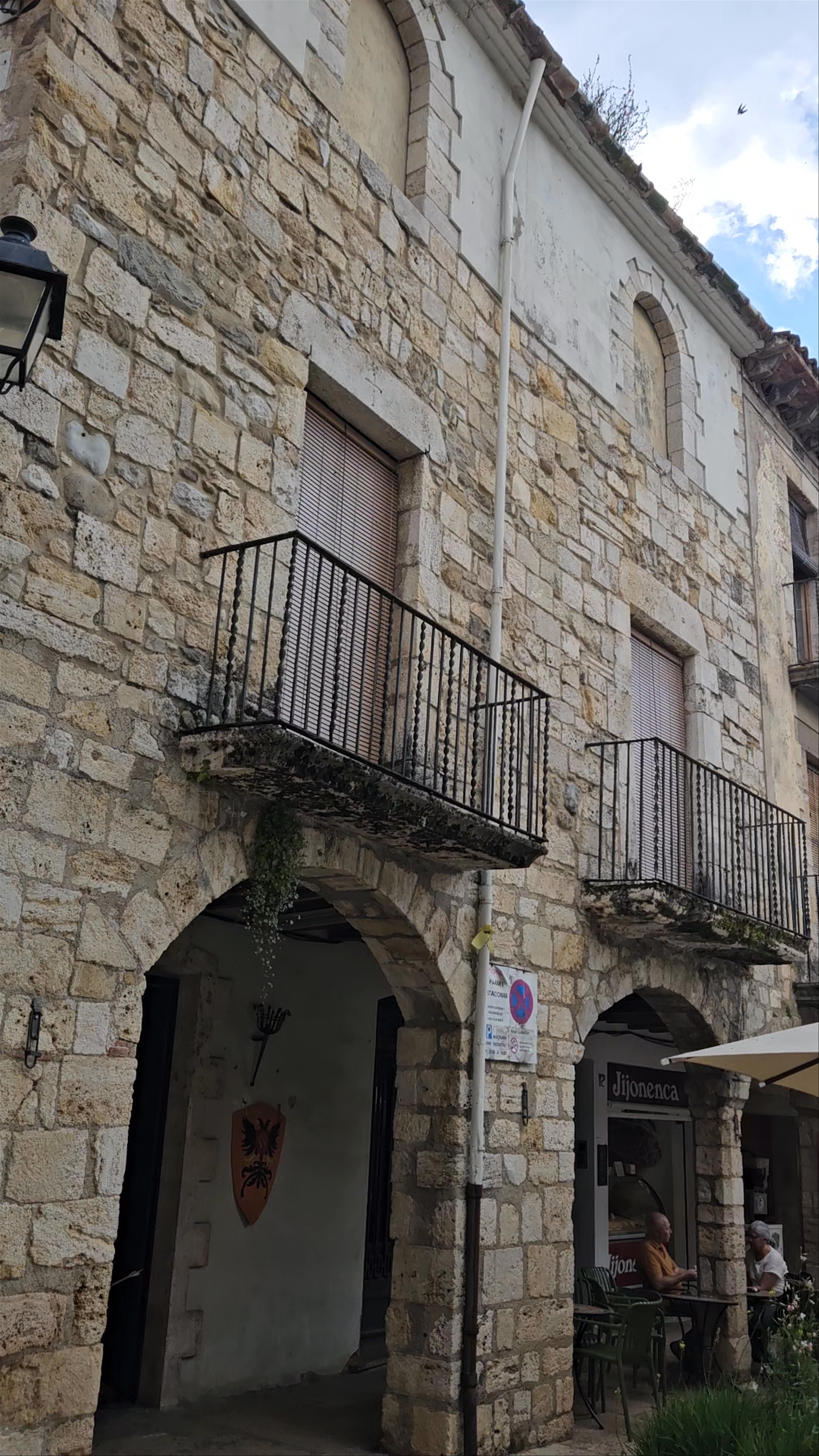 Ajuntament de Besalú