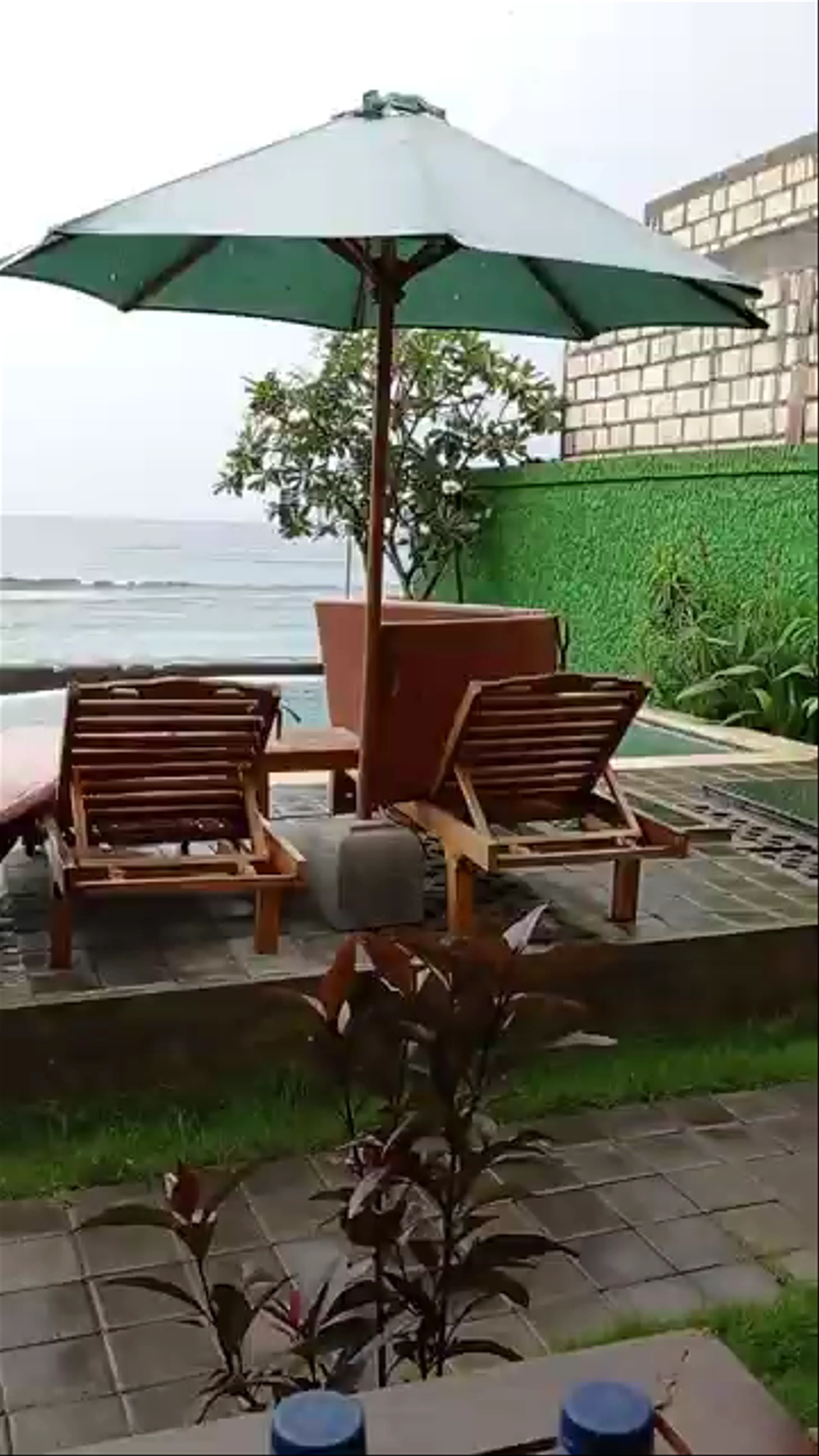 Juan Beach Bungalow