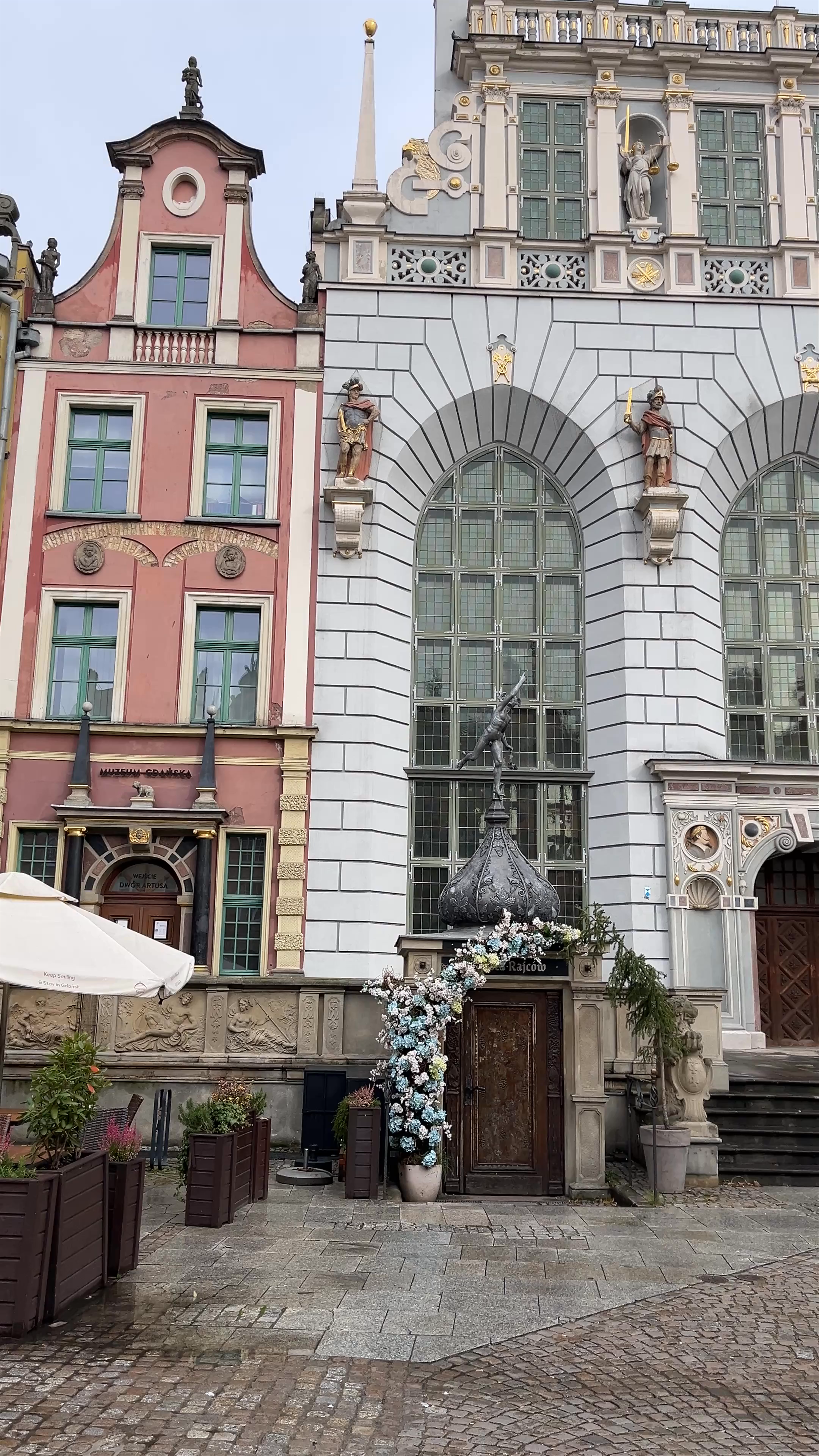 Długi Targ in Gdańsk: A Walk Through Historic Charm and Architecture