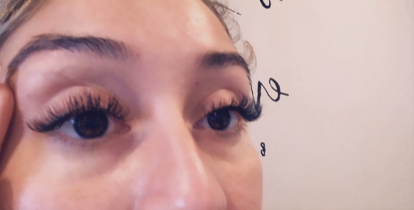 Ilashology - MyMy works fast under and in between the lash, she inspects your eyes cleans the area gives you her opinion to your Dream Lashes. - Eyelash Service Near Me - Chicago, Illinois