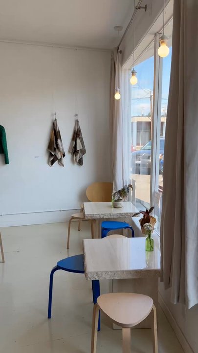 Marmo - Inside vibes - Cafes Near Me - Shelton, Washington