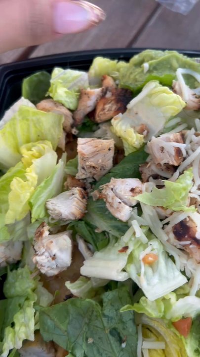 Baja Fresh - I found a hair in my food ! DISGUSTING! - Mexican Near Me - Pasadena, California