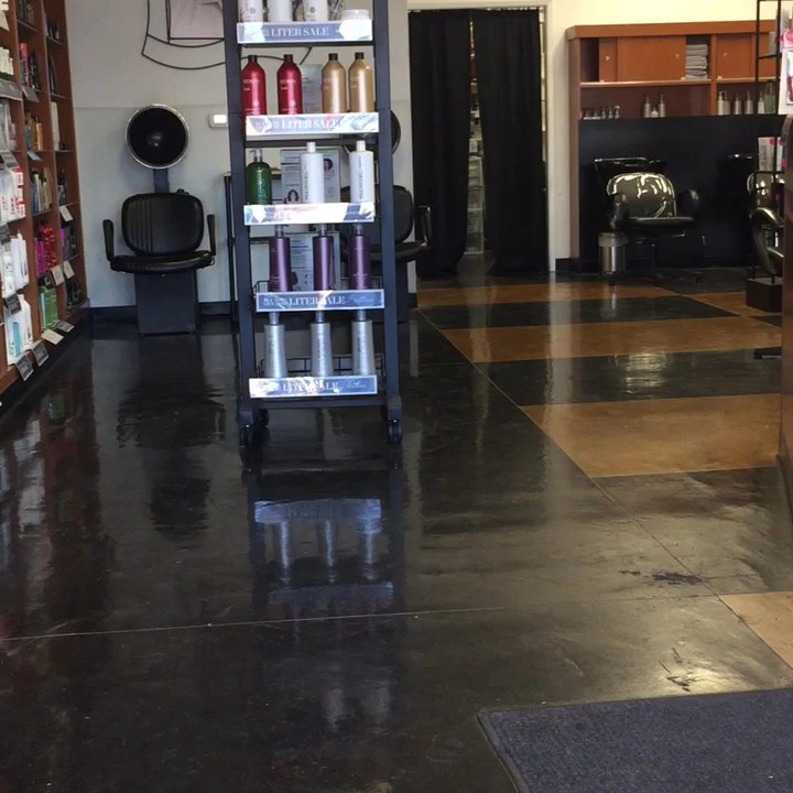 HairMasters - Even during the afternoon it's easy to get in quick. Waited only 40 min to make appointment, get cut, pay and get out. - Hair Salons Near Me - Tulare, California