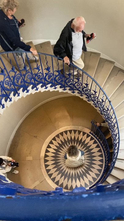 Queen's House - Panning the Tulip Stairs - Landmarks & Historical Buildings Near Me - London, XGL