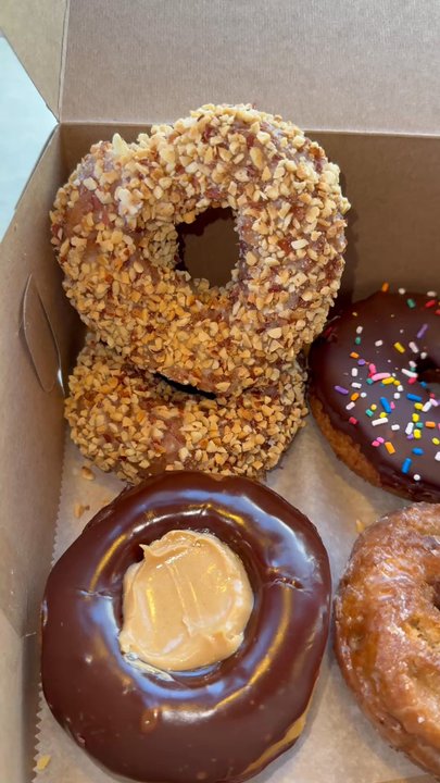 Buckeye Donuts - 2 Peanut Cake (THE BEST) 1 Buckeye 1 Apple Fritter Donut 1 Chocolate Glazed 1 Blueberry Cake 1 Devil's Food Donut - Donuts Near Me - Columbus, Ohio