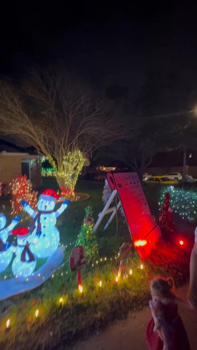 CHRISTMAS LIGHTS AT CHINATI COURT Updated May 2025 113 Photos 13 CHRISTMAS LIGHTS AT CHINATI COURT Updated May 2025 113 Photos 13
