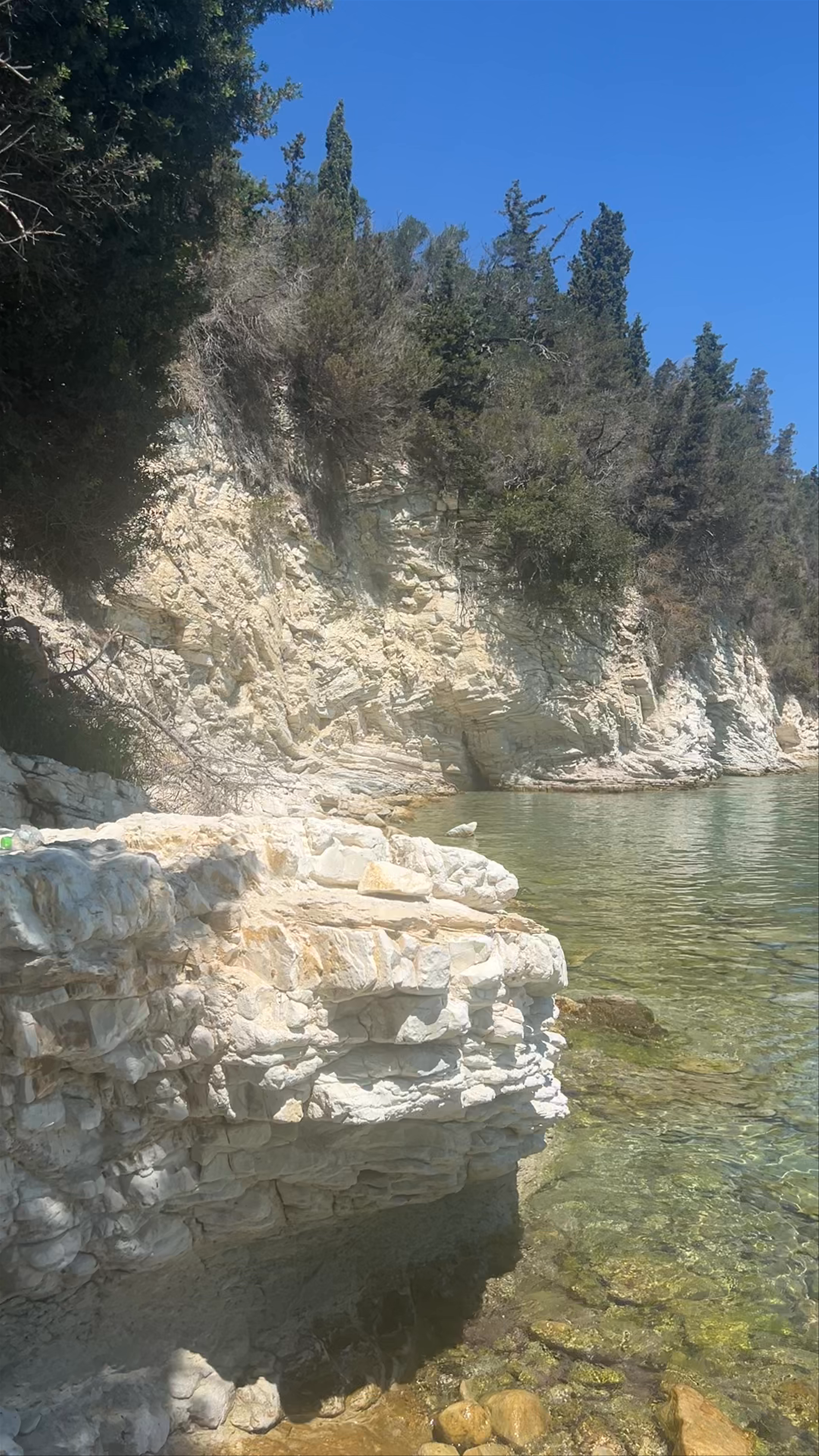Harami Beach Bar Restaurant: Serene Coastal Escape in Lakka, Corfu