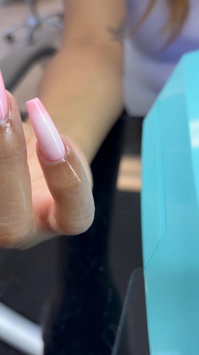 Crystal Nails - Simon nails - Nail Salons Near Me - Pasadena, California
