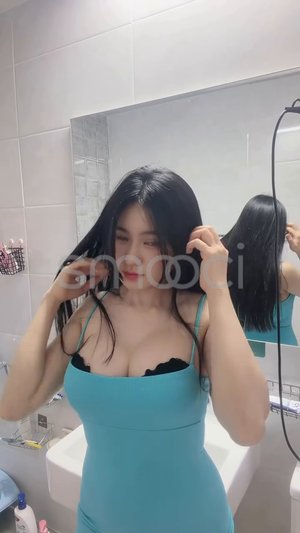 Iva ministraliva Bali Escort Video #29087