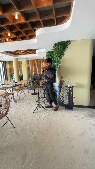 Smooth Cafe - Live Music - Cafes Near Me