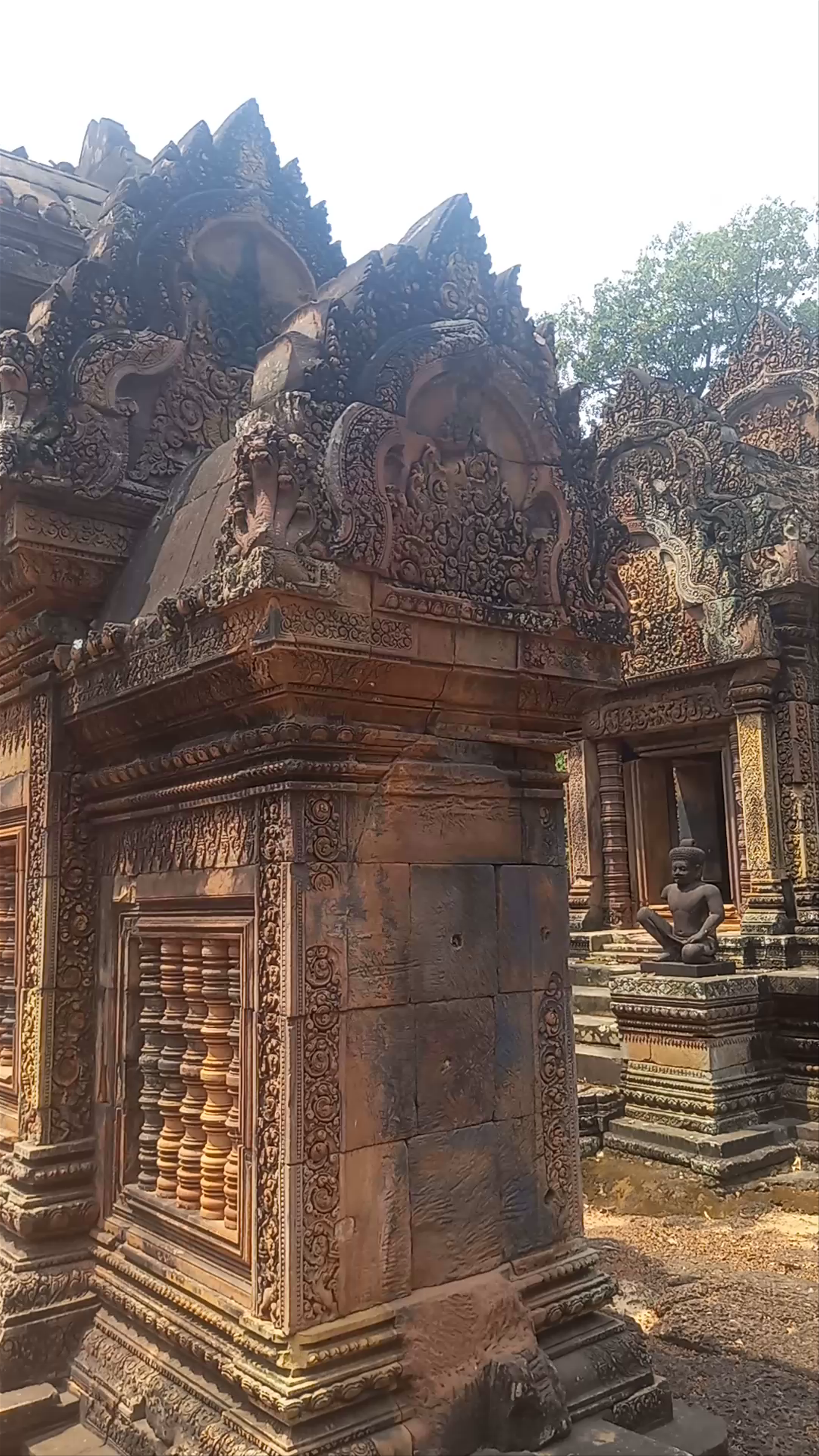 Banteay Srei Temple