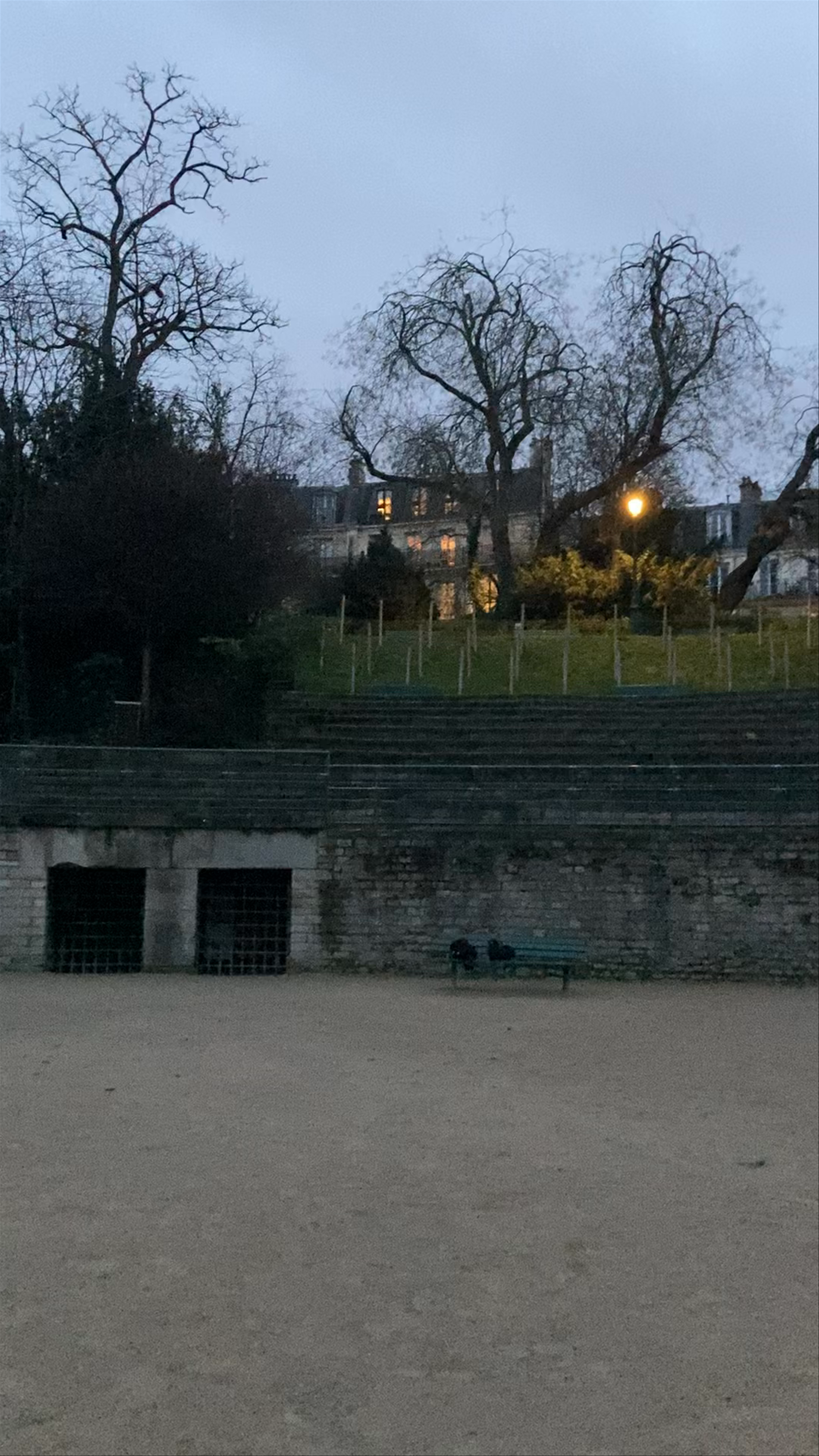 Arènes de Lutèce: Ancient Roman Amphitheatre in Paris