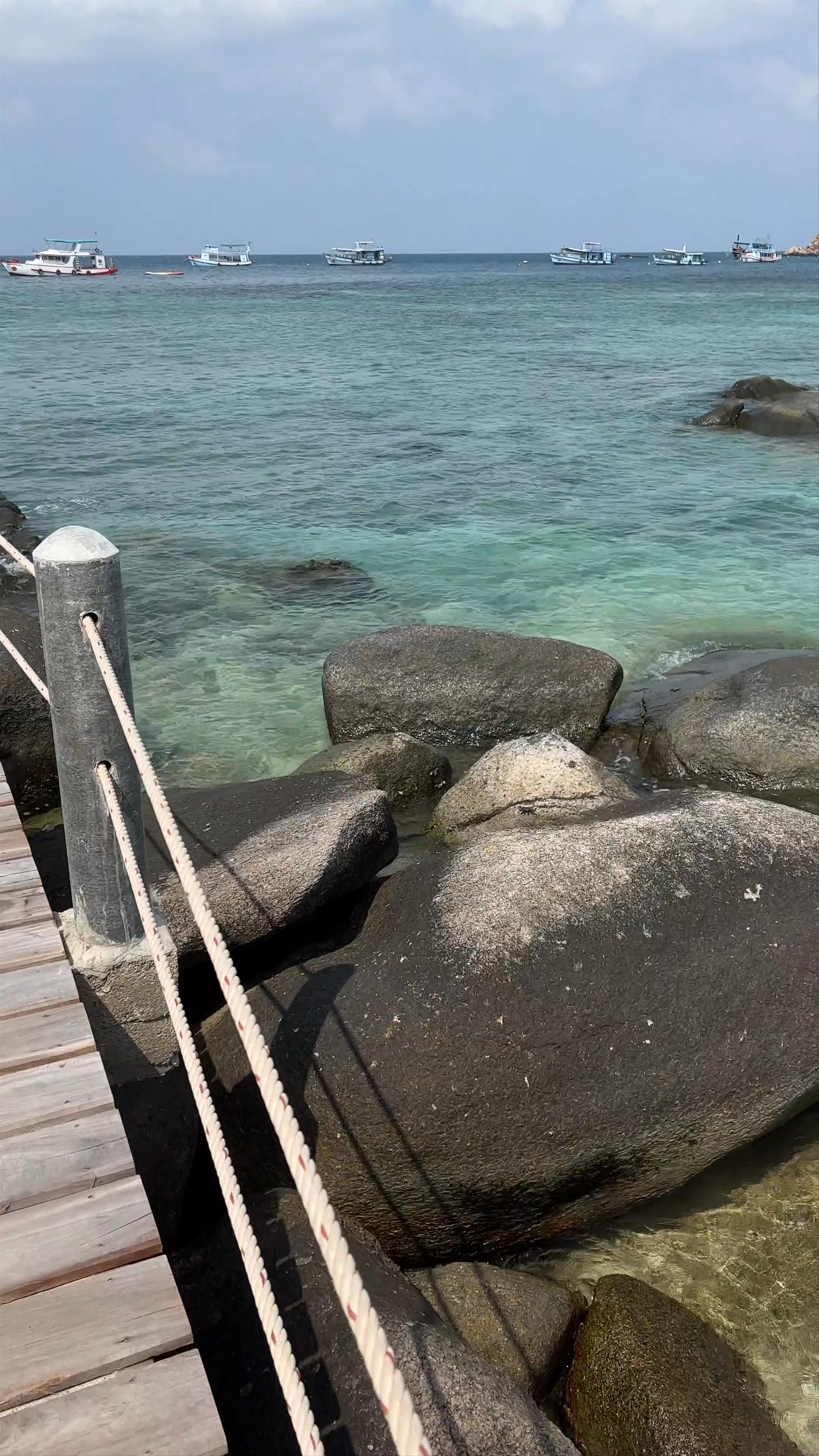 Freedom Beach Bar: Serene Coastal Escape on Ko Tao, Thailand