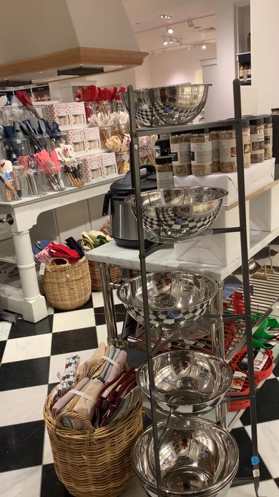 Williams Sonoma - Williams Sonoma - home furnishings and kitchenware - Specialty Food Near Me - Etobicoke, Ontario