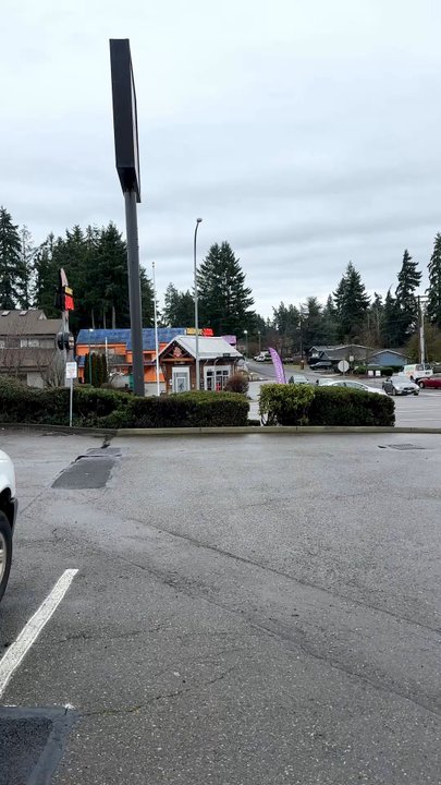 Happy Lemon - 1/12/26 Off S Meridian - Waffles Near Me - Puyallup, Washington