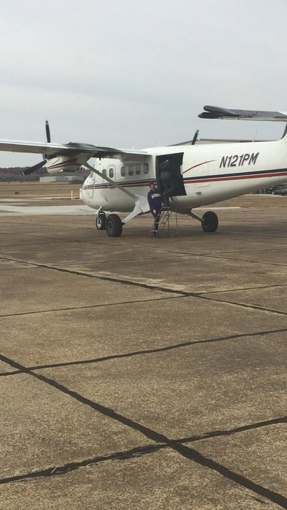 Skydive Tennessee - Twin otter for operations - Skydiving Near Me - Tullahoma, Tennessee