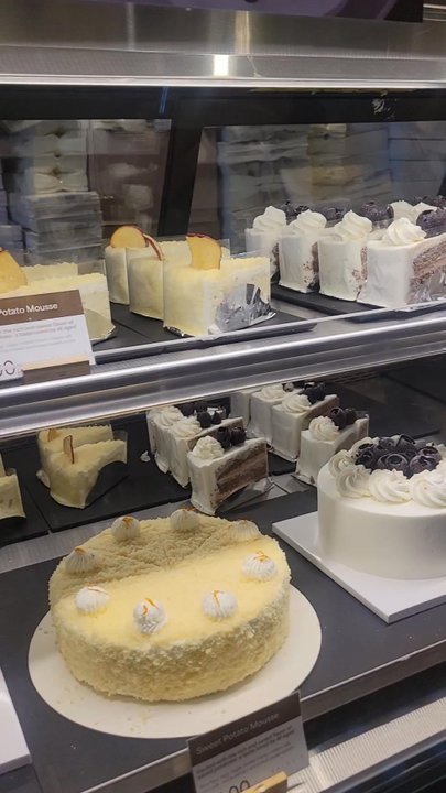 Basquia Bakery - Bakeries Near Me - Daly City, California