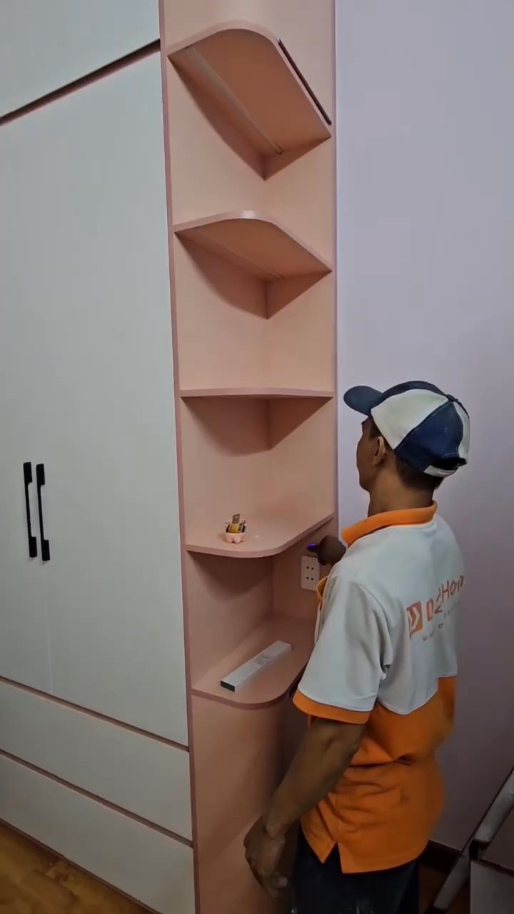 Phòng ngủ giường tầng cho 2 bé gái nhà anh Johny Nguyễn