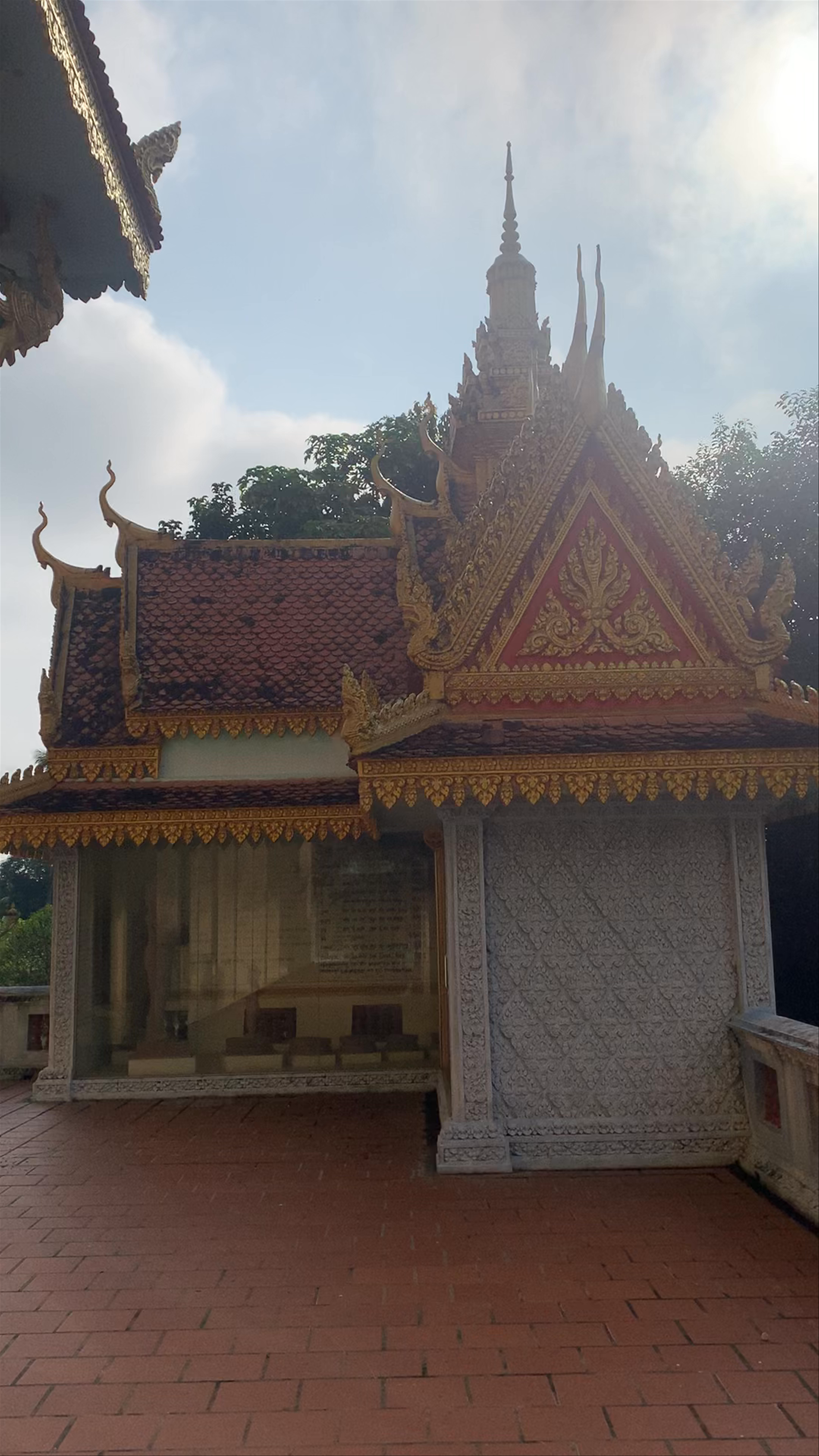 Wat Samrong Knong