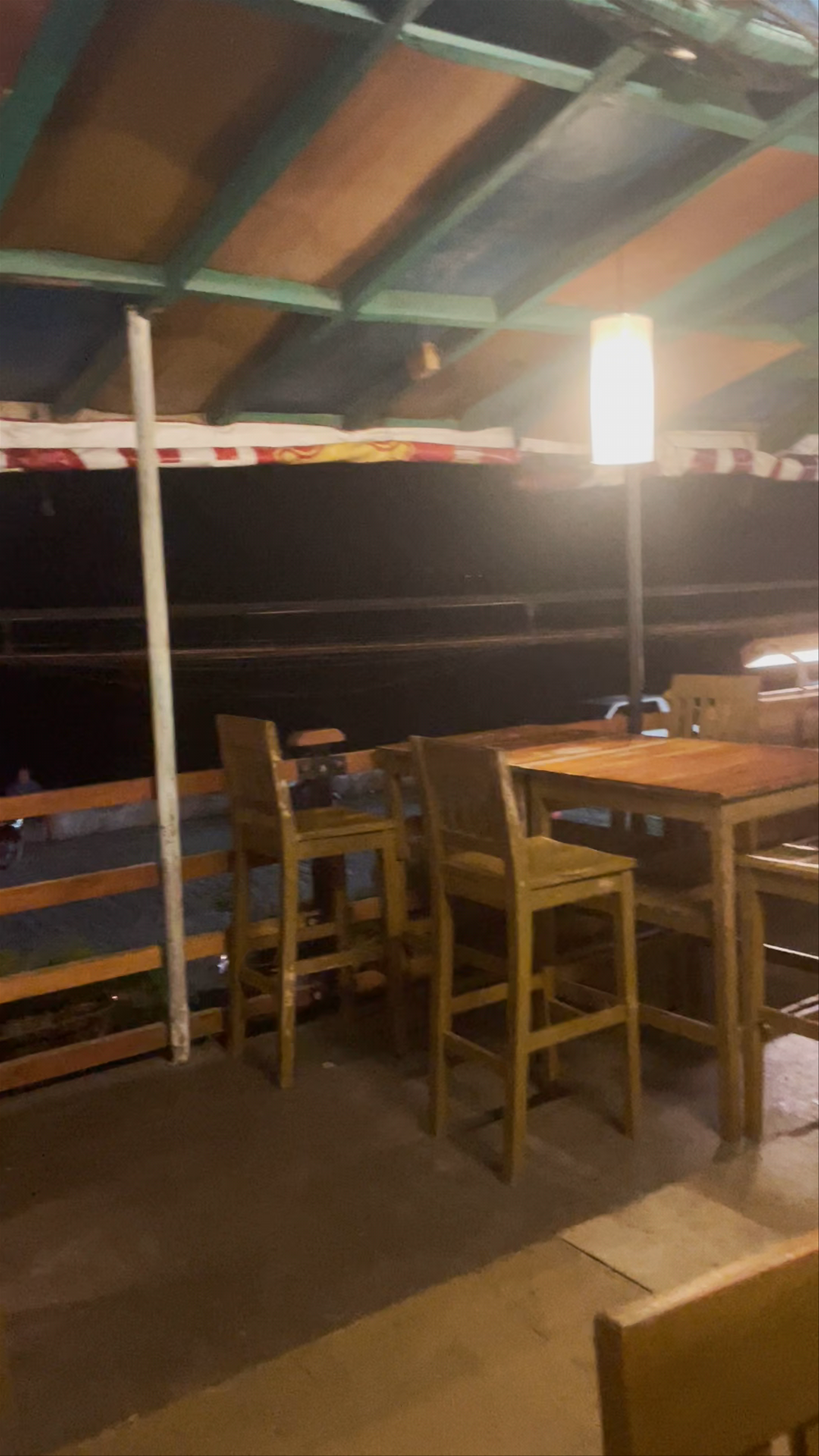 Hayahay Treehouse Bar and Viewdeck‎ Restobar