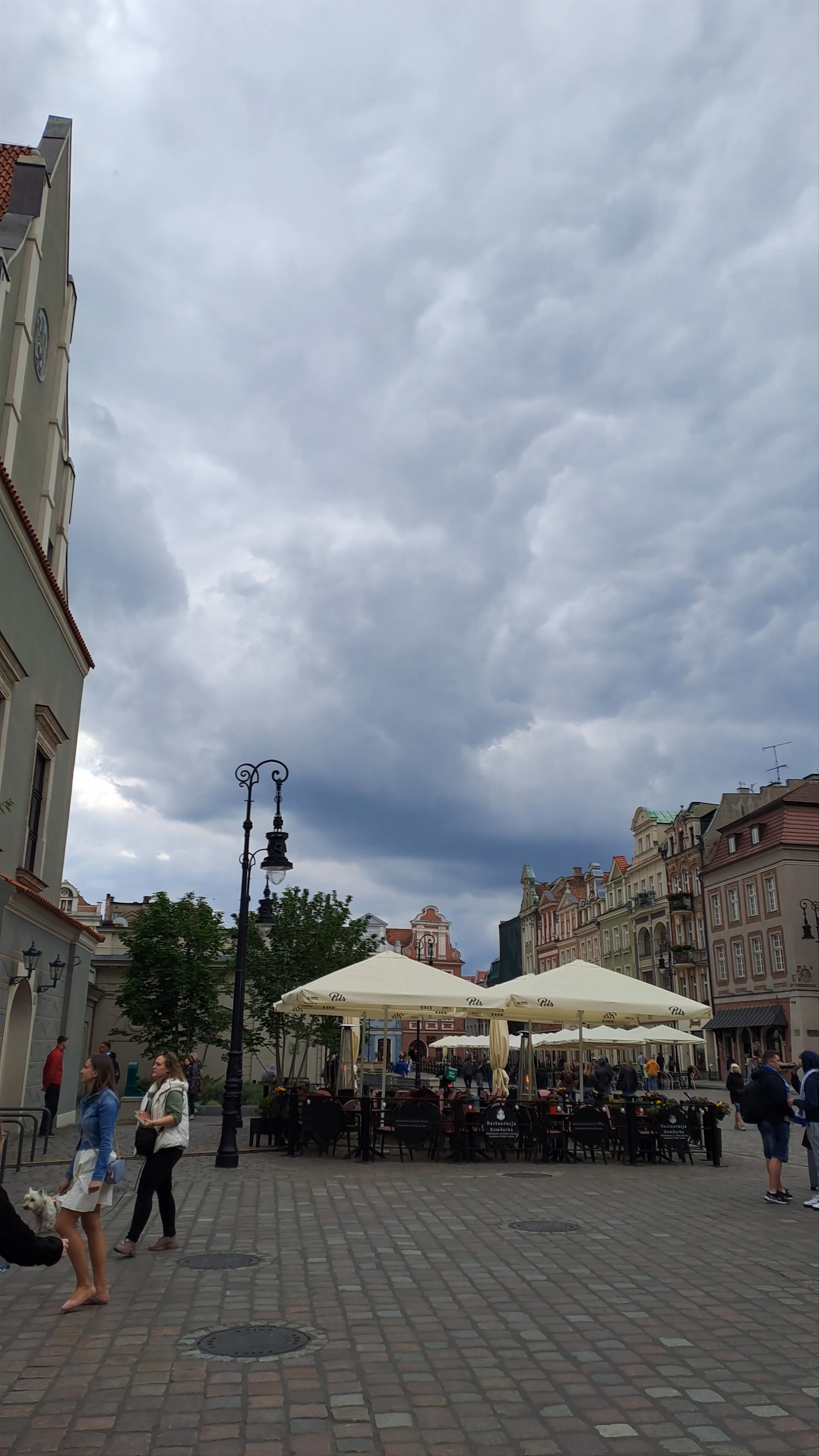 Stary Rynek: Vibrant Historic Square in Poznań, Poland