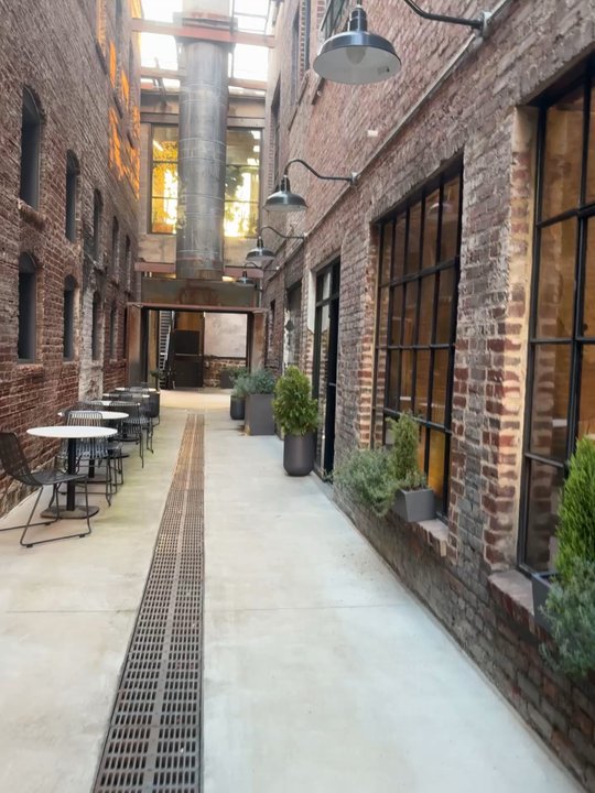 7th House - American Near Me - Atlanta, Georgia