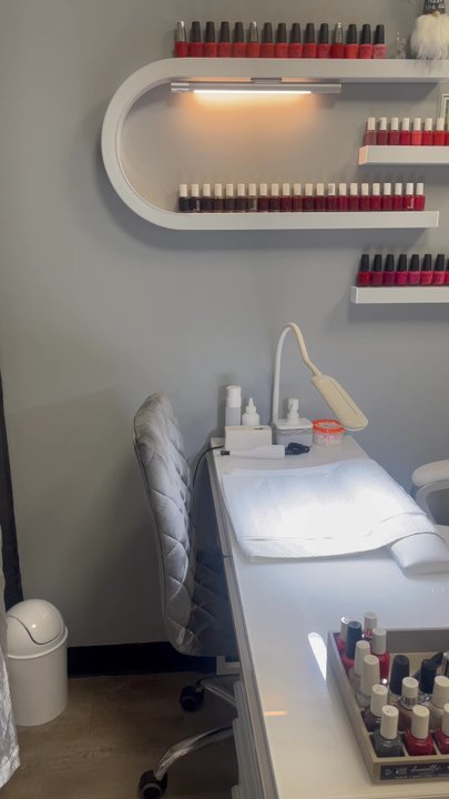 Nails Spa 4U - Nail Salons Near Me - Park Ridge, Illinois