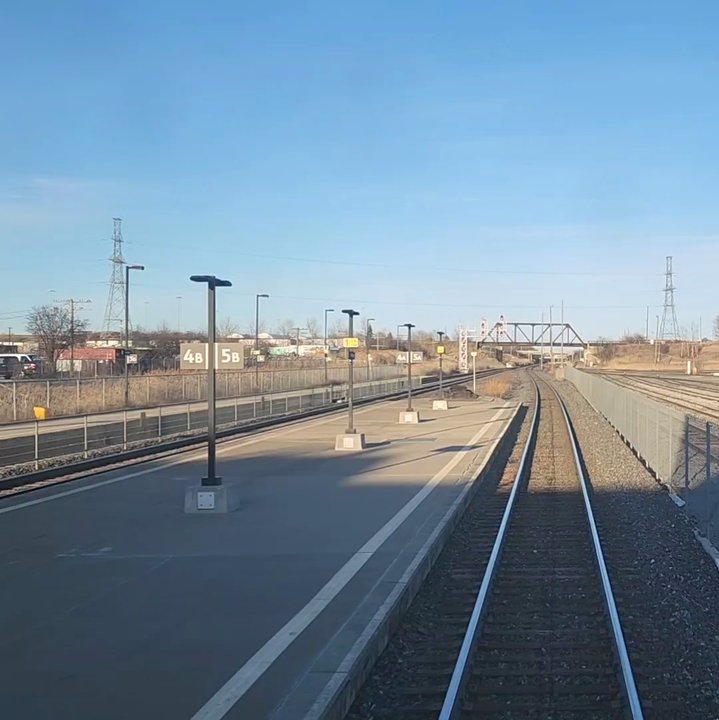 Oshawa Train Station - Leaving Oshawa - Train Stations Near Me - Oshawa, Ontario