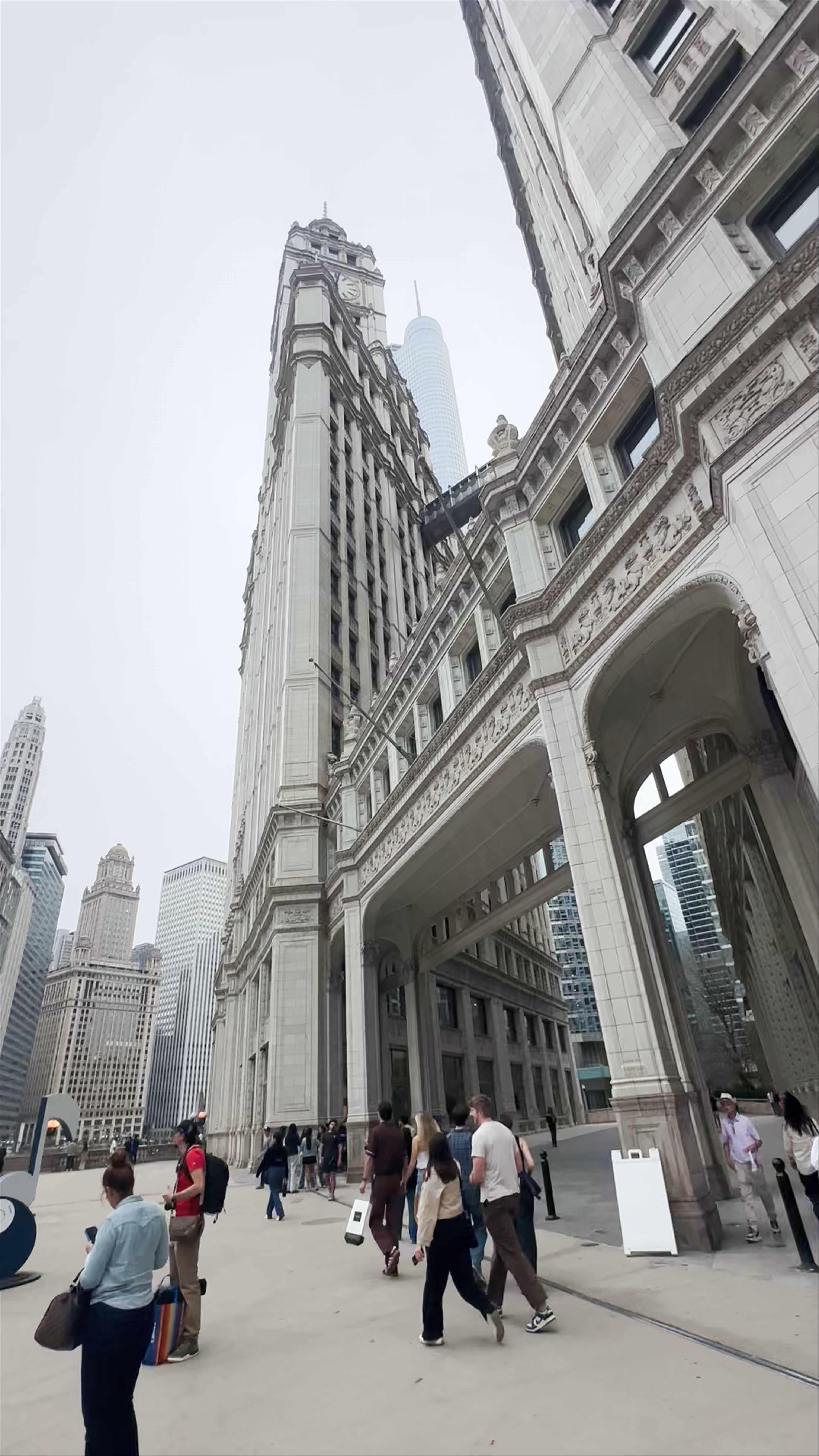 Chicago Riverwalk: Urban Architecture and City Life