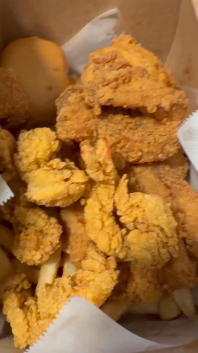 The Fish Shack - Combination dinner w/a nice box still very crunchy and crispy. - Fish & Chips Near Me - Long Beach, California