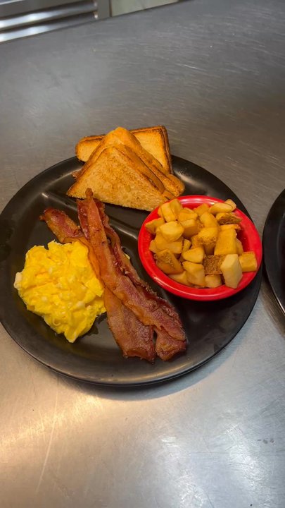 Pot Luck Cafe - Breakfast & Brunch Near Me - Monroe, Georgia