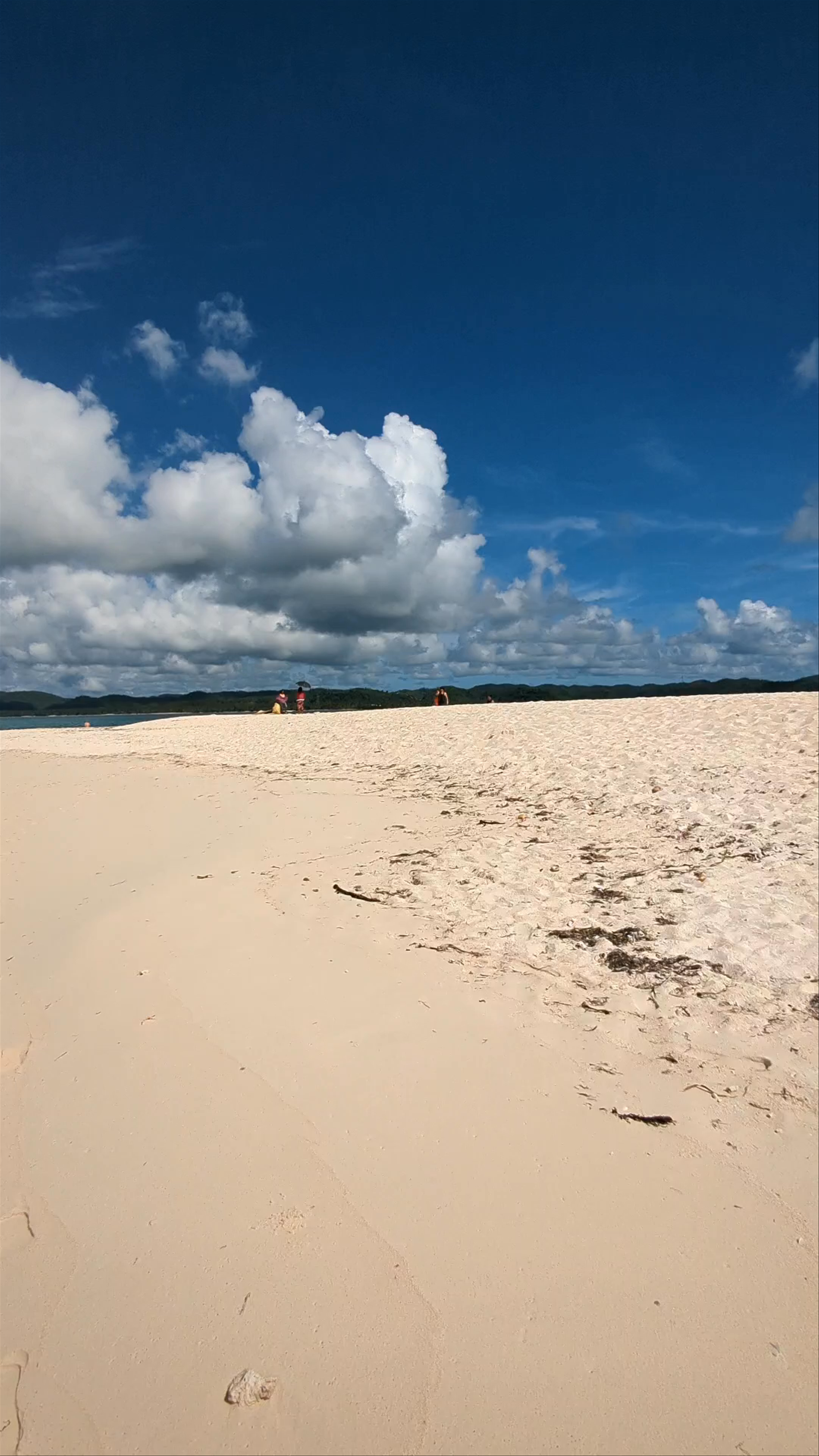 Daku Island Beach