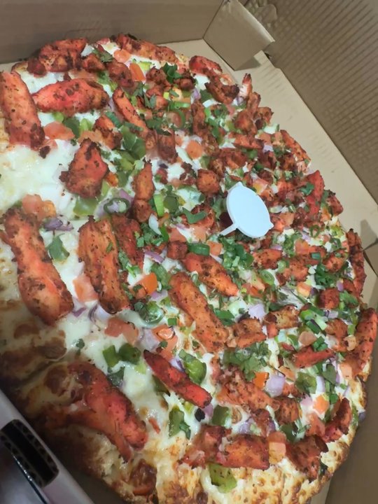 Tandoori Pizza - Tandoori Chicken Pizza - Indian Near Me - Clovis, California