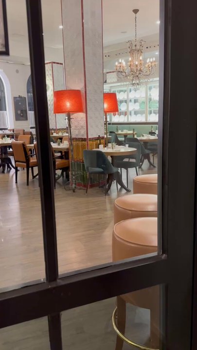 H10 Madison - The restaurant on the ground floor which is floor "0" if you take it down using the elevator - Hotels Near Me - Barcelona, B