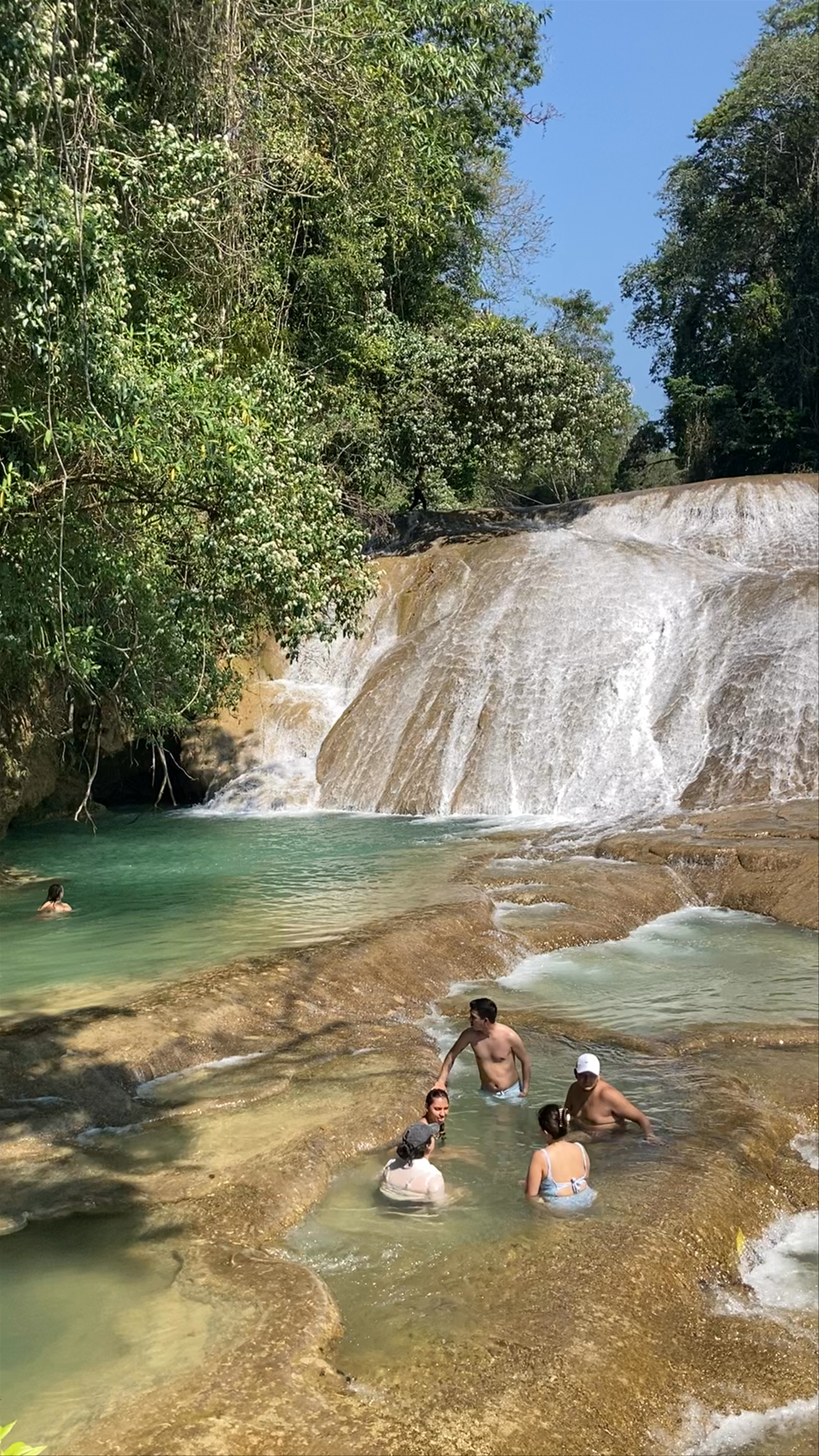 Cascadas Roberto Barrios