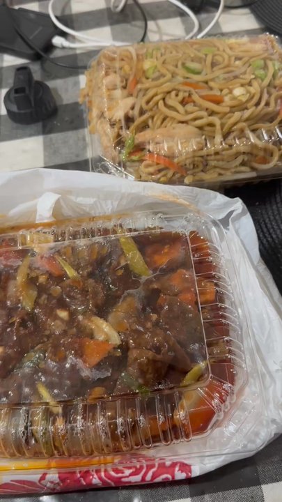 Jim's Restaurant - To-go order for my dad's bday  Sweet and sour pork Broccoli Beef Chicken chow mein Mangolian beef Won ton soup - Chinese Near Me - Prunedale, California