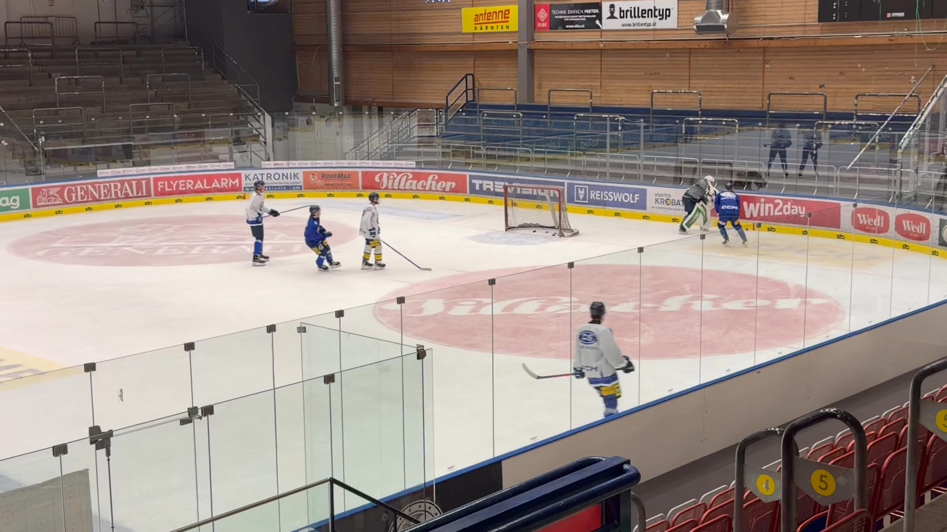 Marko Djokic's Impressive Stickhandling Skills | Villacher SV U20 Training