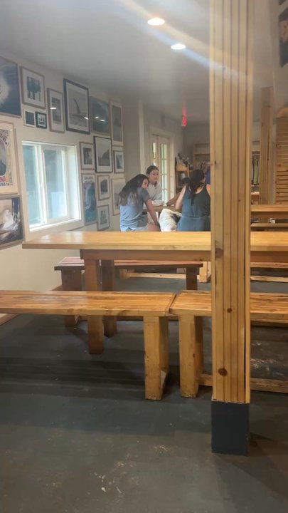 Island Vibes Cafe - Inside cafe space - Breakfast & Brunch Near Me - Lahaina, Hawaii