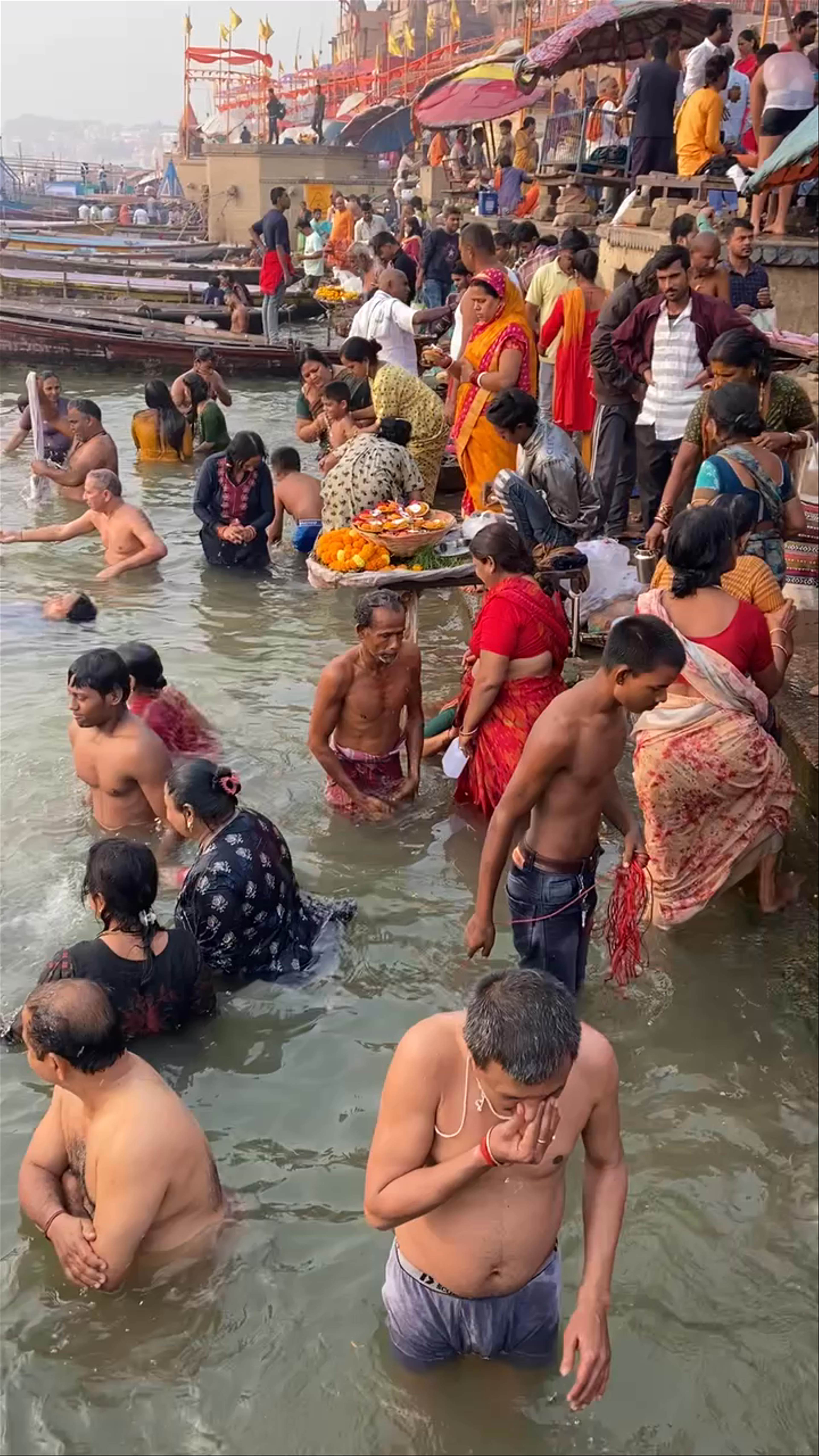 Manikarnika Ghat: Spiritual Rituals at the Sacred River in Varanasi