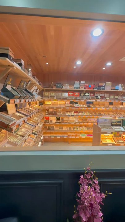Sunset Cigar Lounge - Cigar Bars Near Me - Henderson, Nevada
