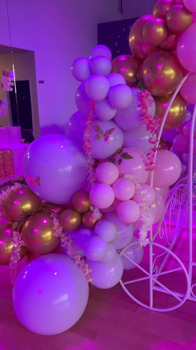 LP Party - Dessert princess carriage - Party & Event Planning Near Me