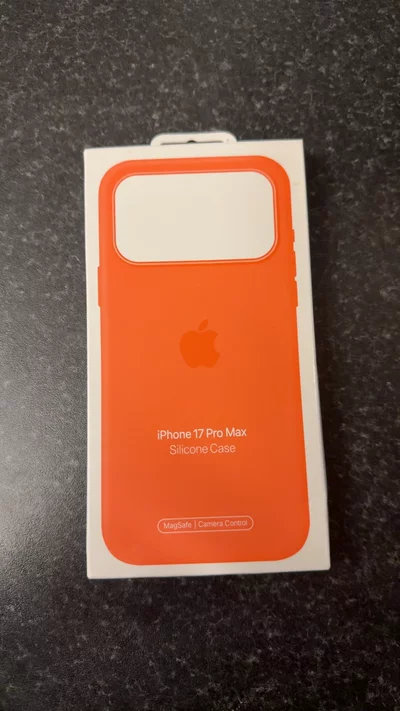 Apple iPhone 17 Pro Max Silicone Case-MagSafe image 1