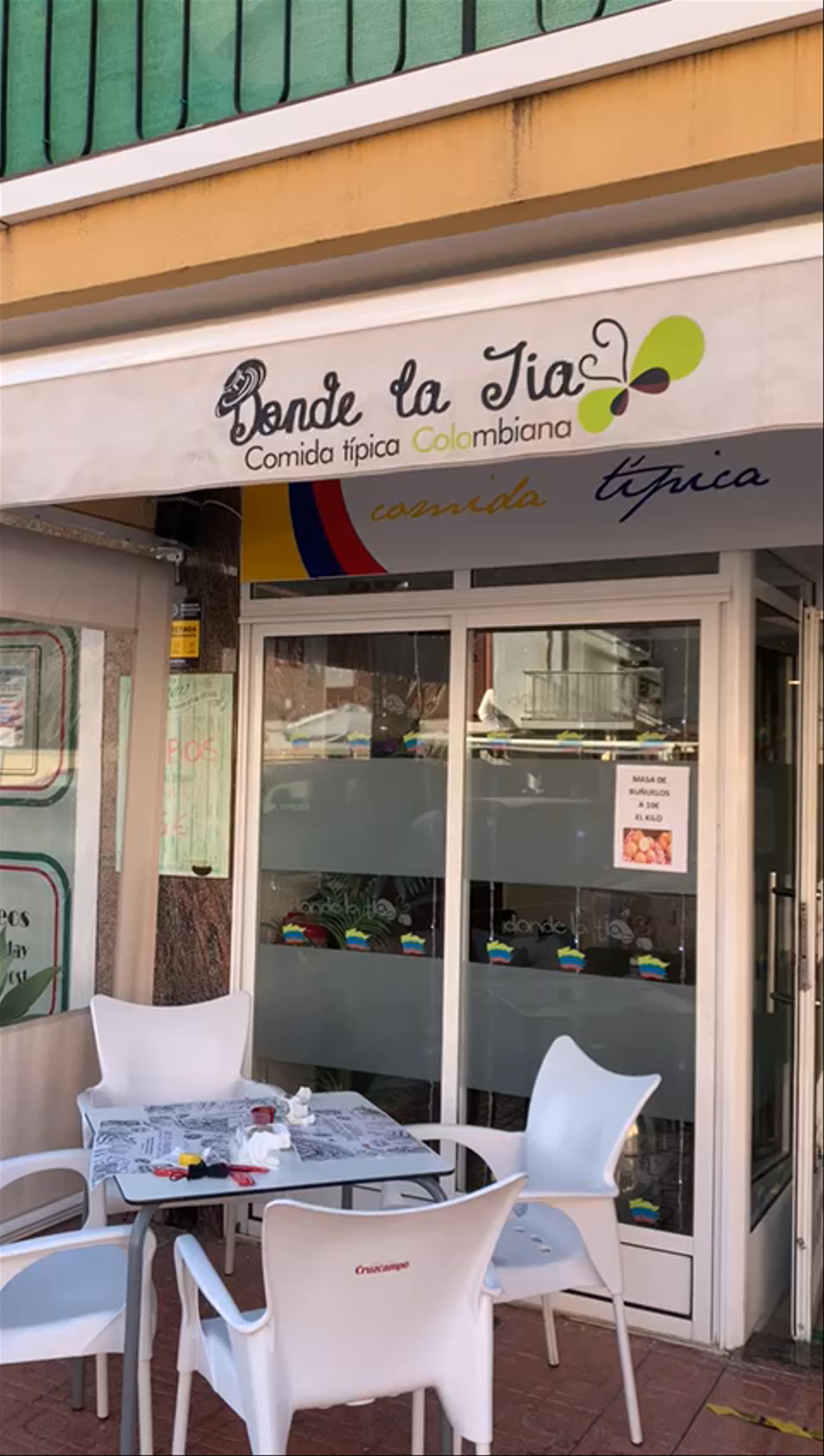Donde la Tia: Authentic Colombian Flavors at Platja de l'Arenal