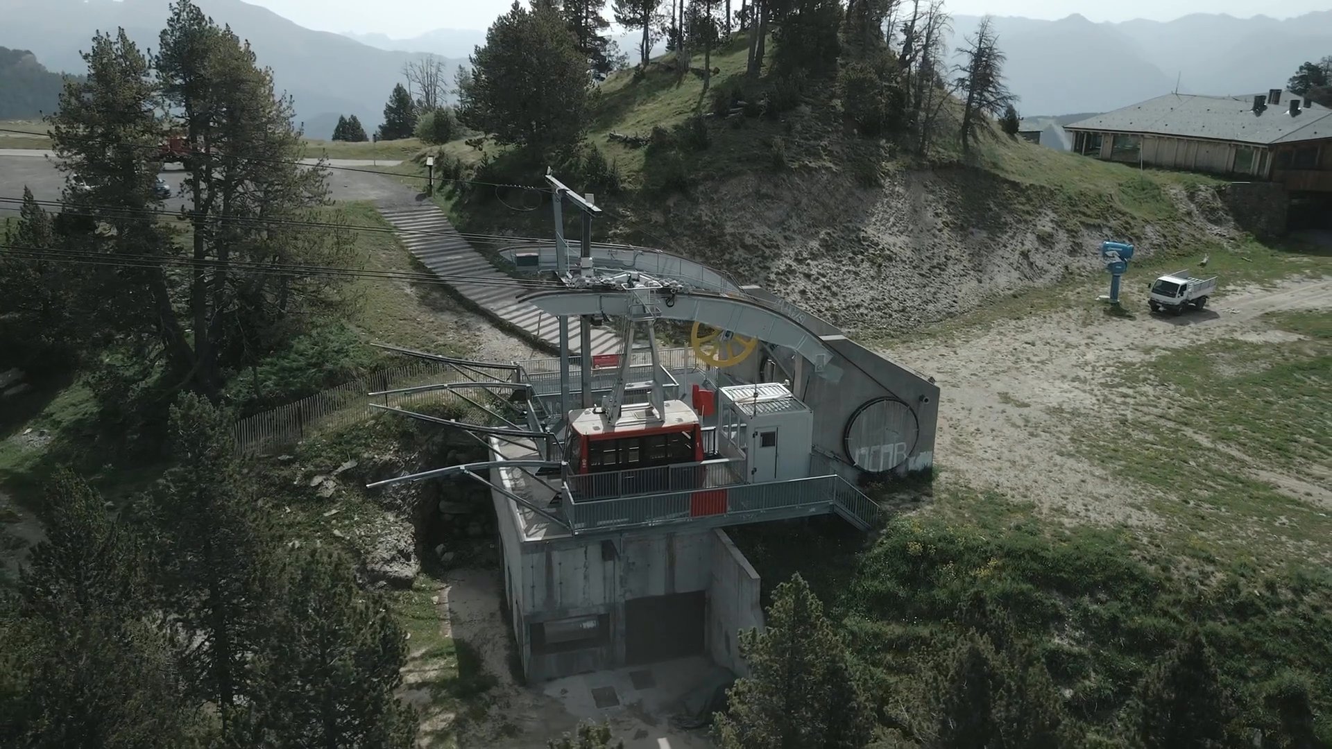 Image gallery of Telefèric de Pal Arinsal