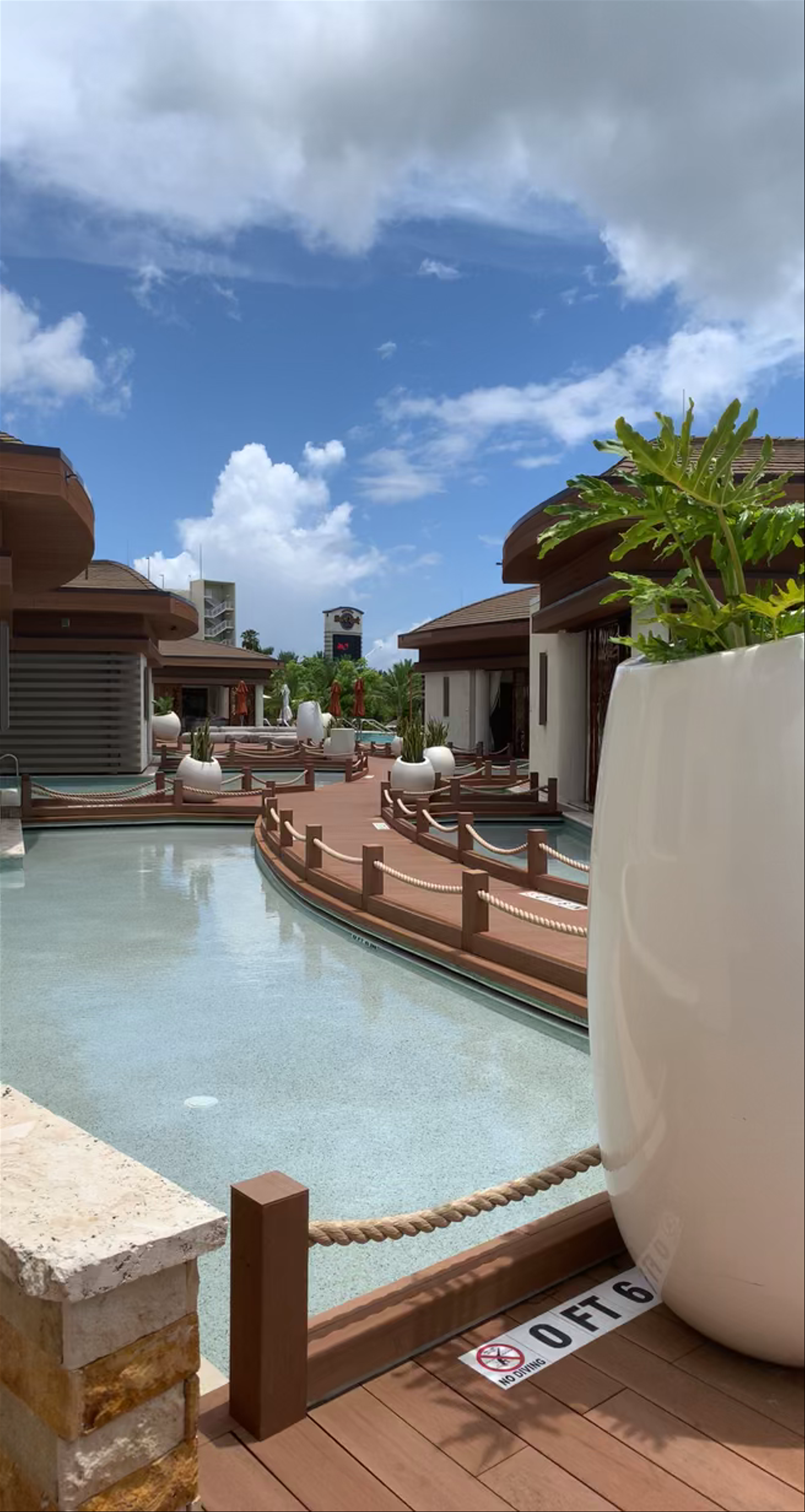 Seminole Hard Rock Hotel & Casino Hollywood: A Tropical Luxury Escape