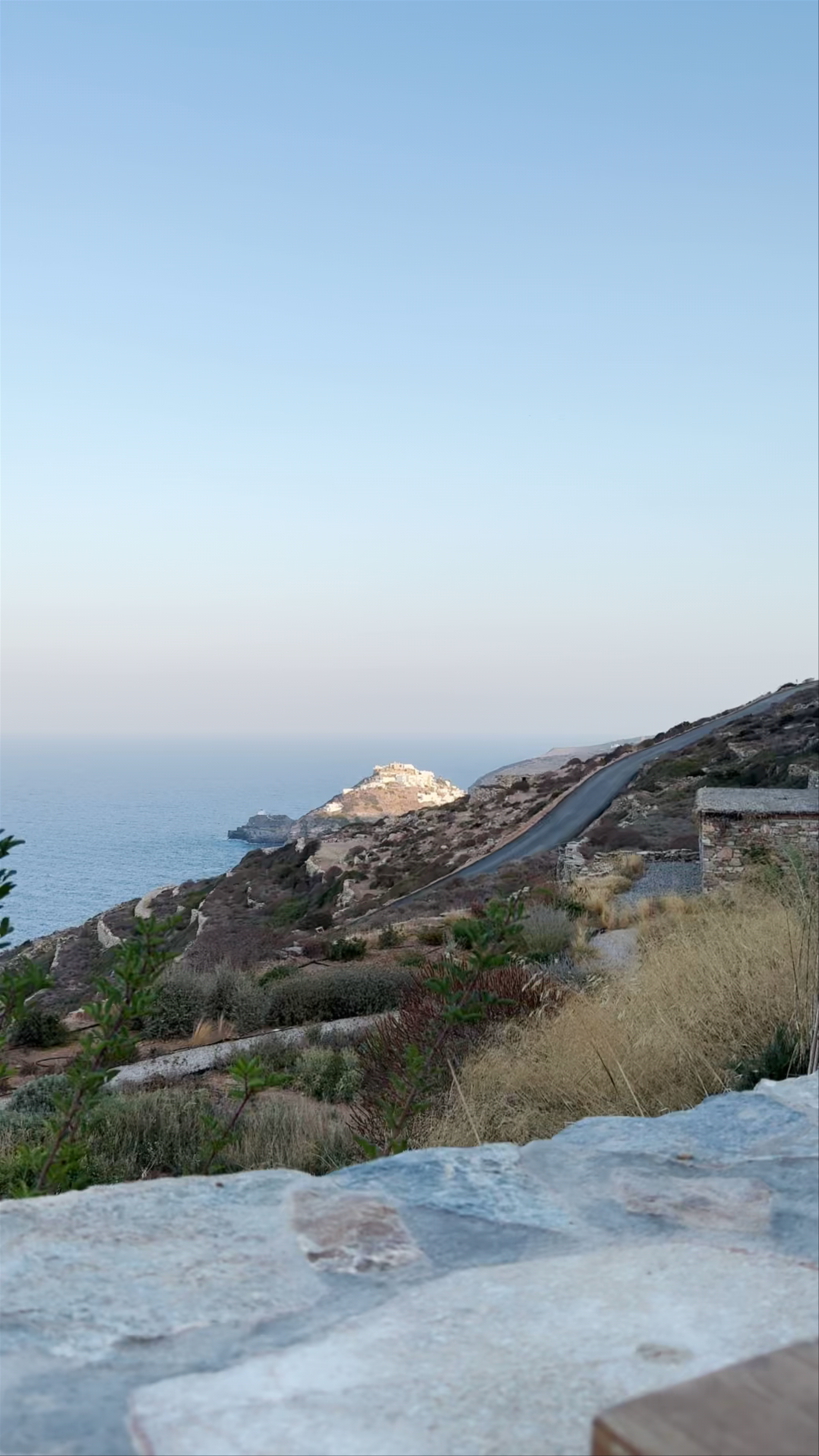 Bostani Bar & Restaurant: Serene Sunset Views on Sifnos, Greece