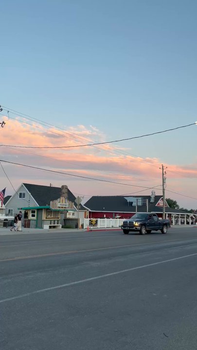 La Beau's - Burgers Near Me - Garden City, Utah