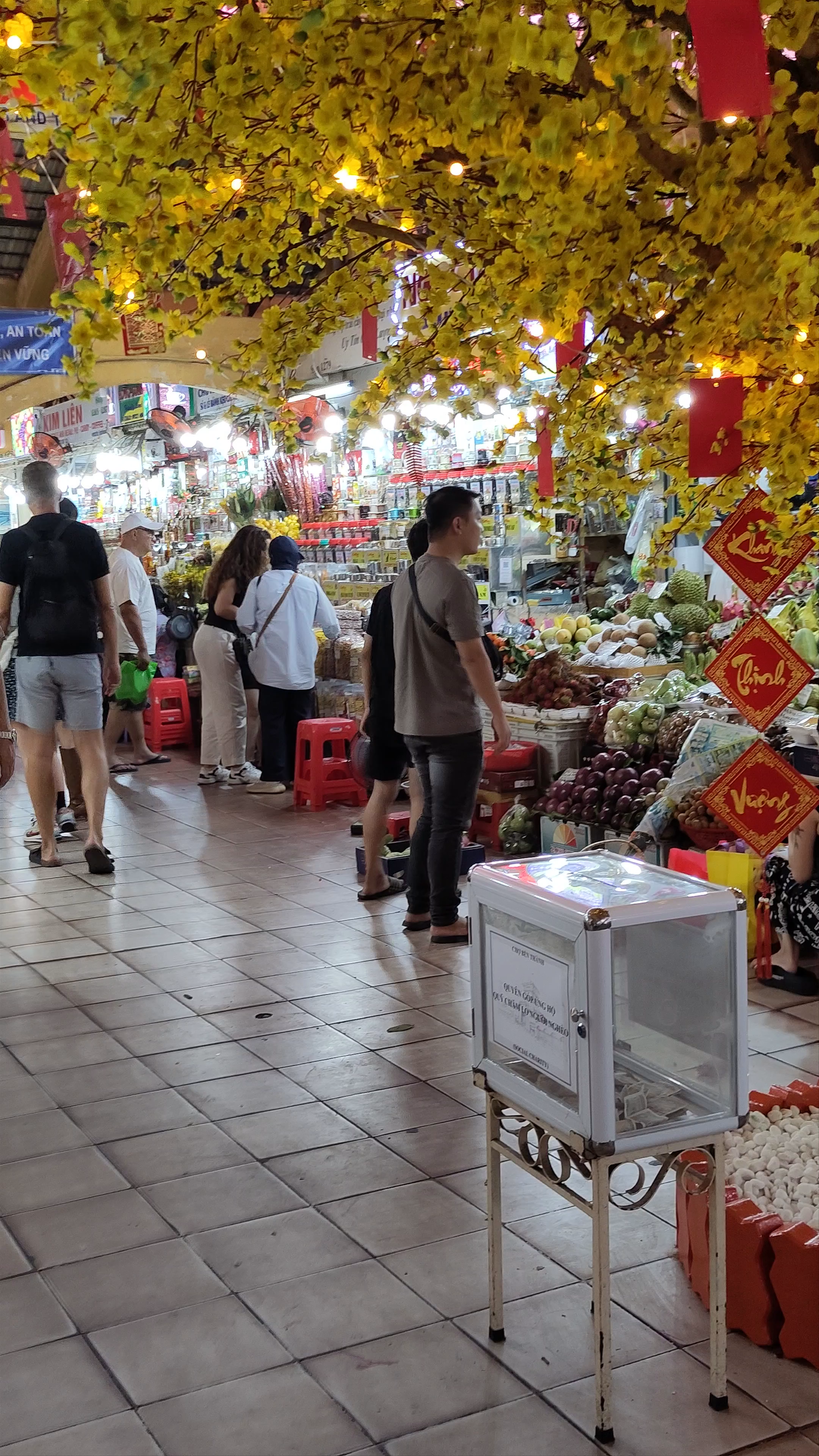 Ben Thanh Market: Vibrant Traditions and Flavors in Ho Chi Minh City