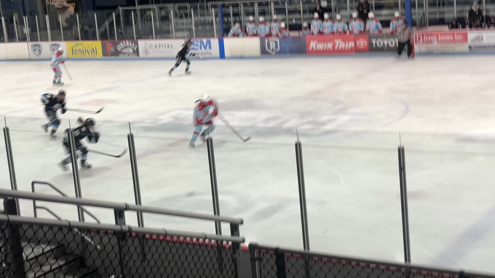 Breakout & Goal after offense to defense into a breakaway goal.